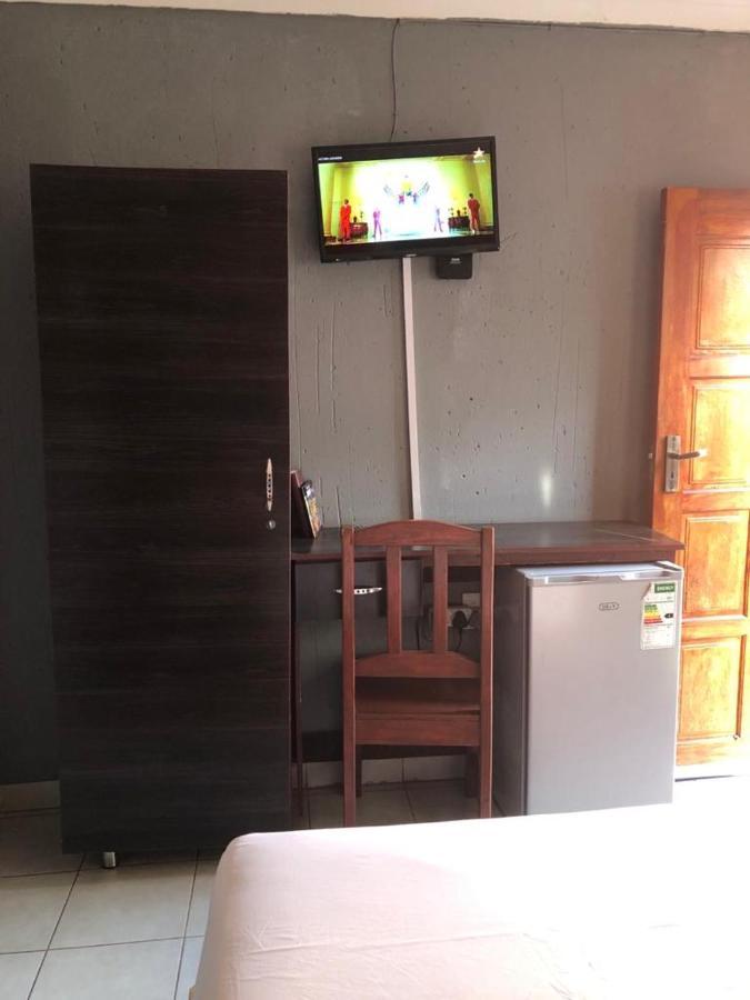 Fgm Guesthouse 2 ألبرتون المظهر الخارجي الصورة